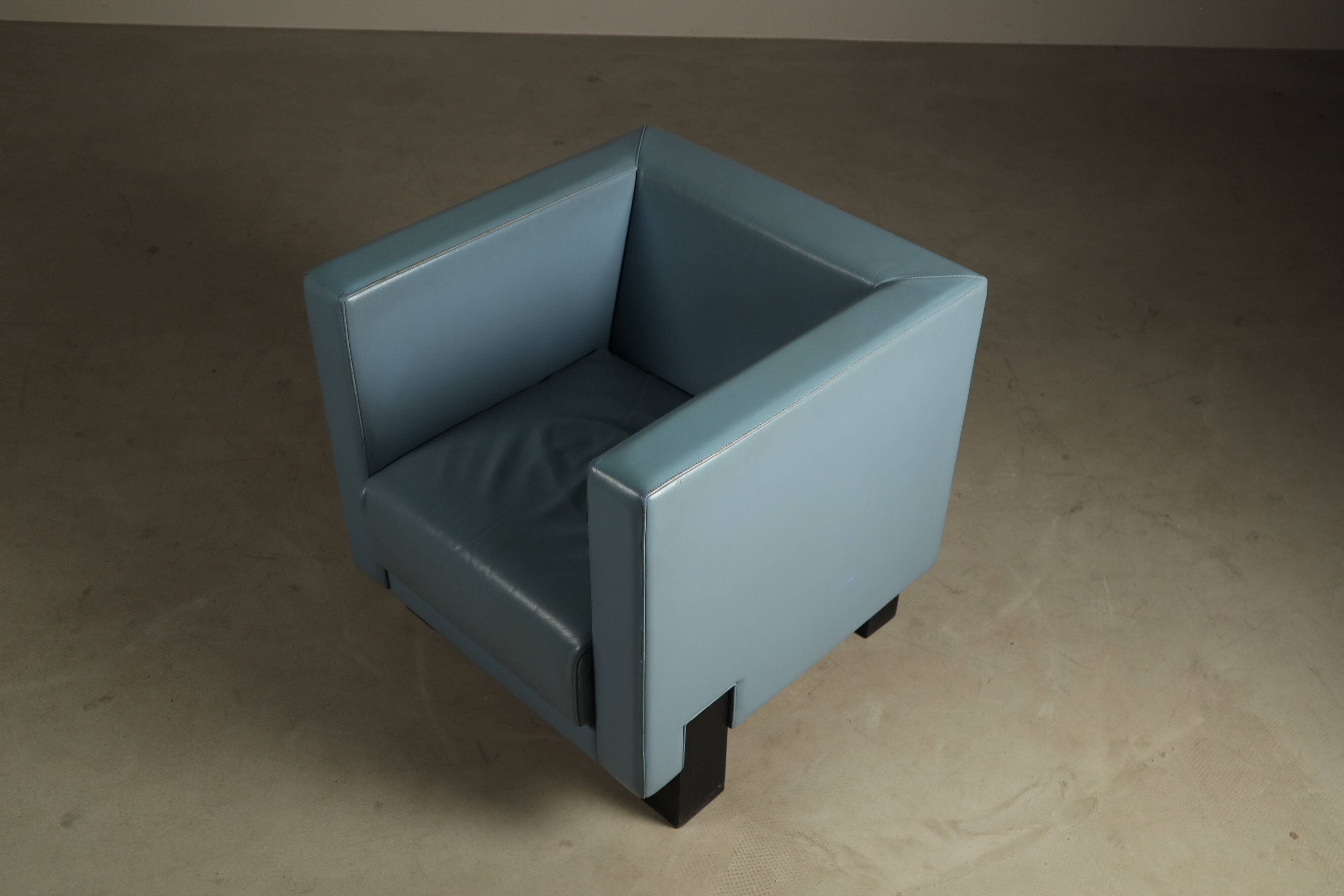 Paire de fauteuils « Moji » de Shigeru Uchida pour Poltrona Frau