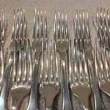 12 silver-plated dessert forks by Christofle Cluny, 17.1cm