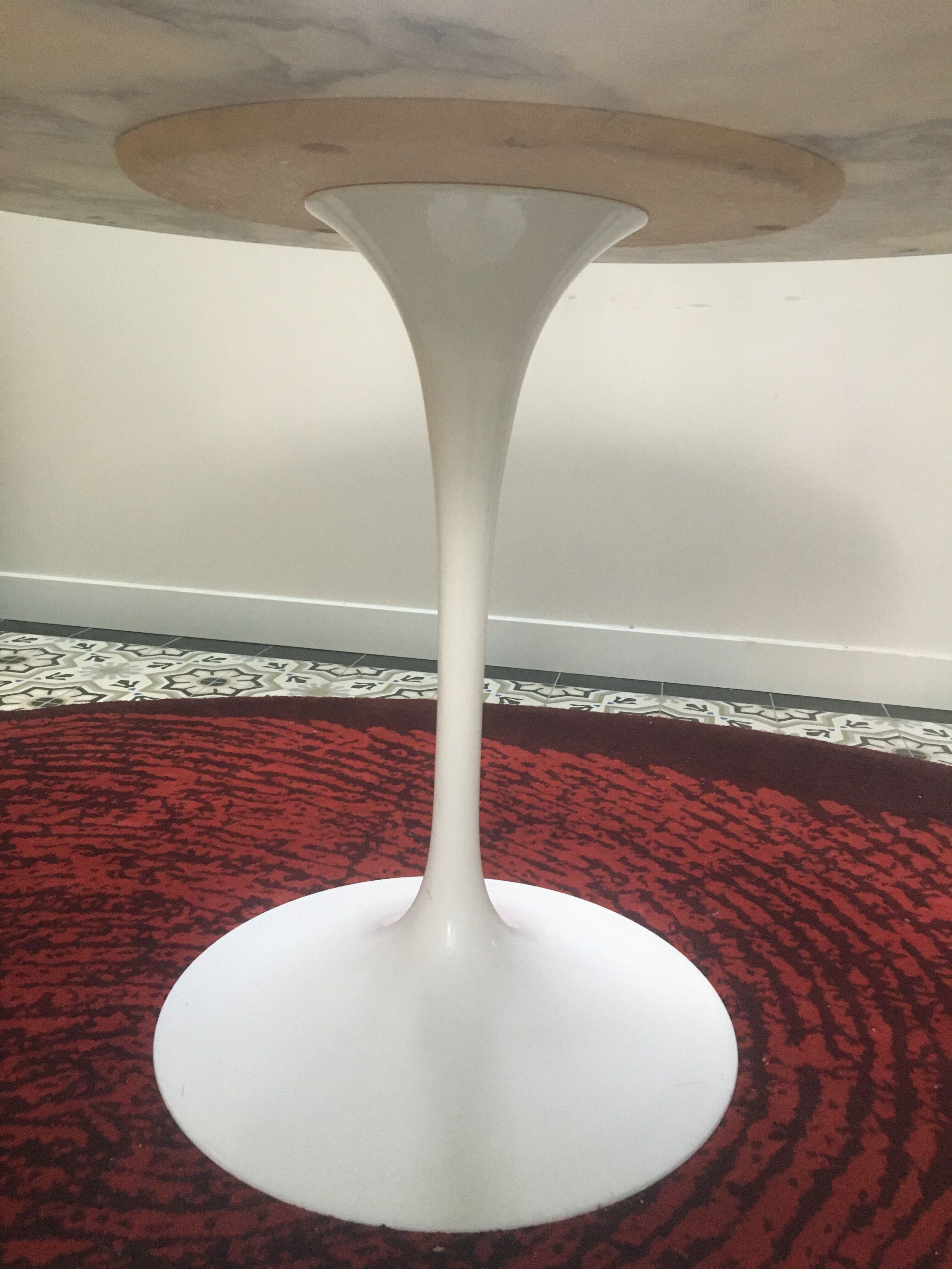 Saarinen table 120cm Knoll edition in circa 1970 marble