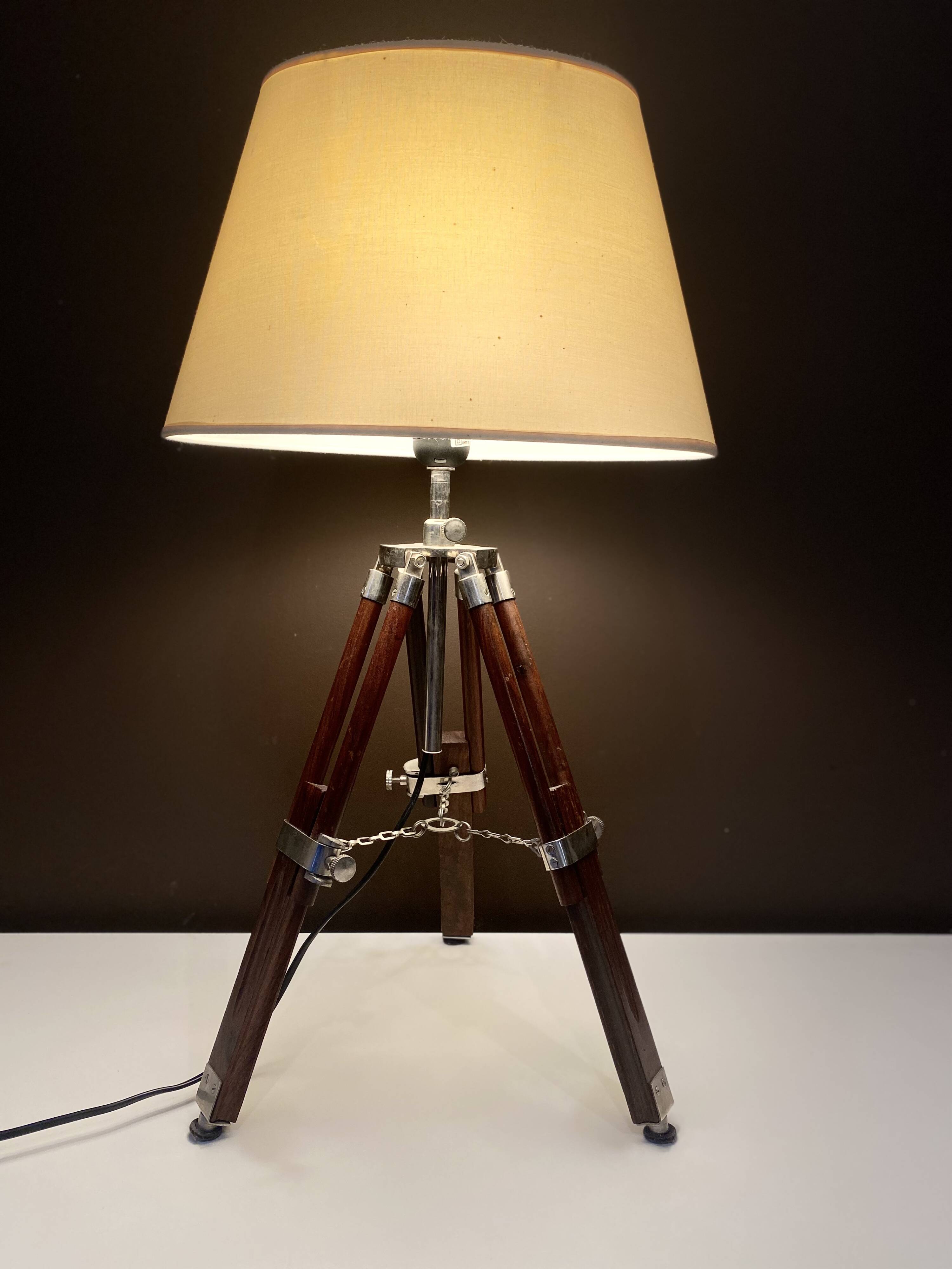 Vintage wooden and metal tripod lamp – 1970s
