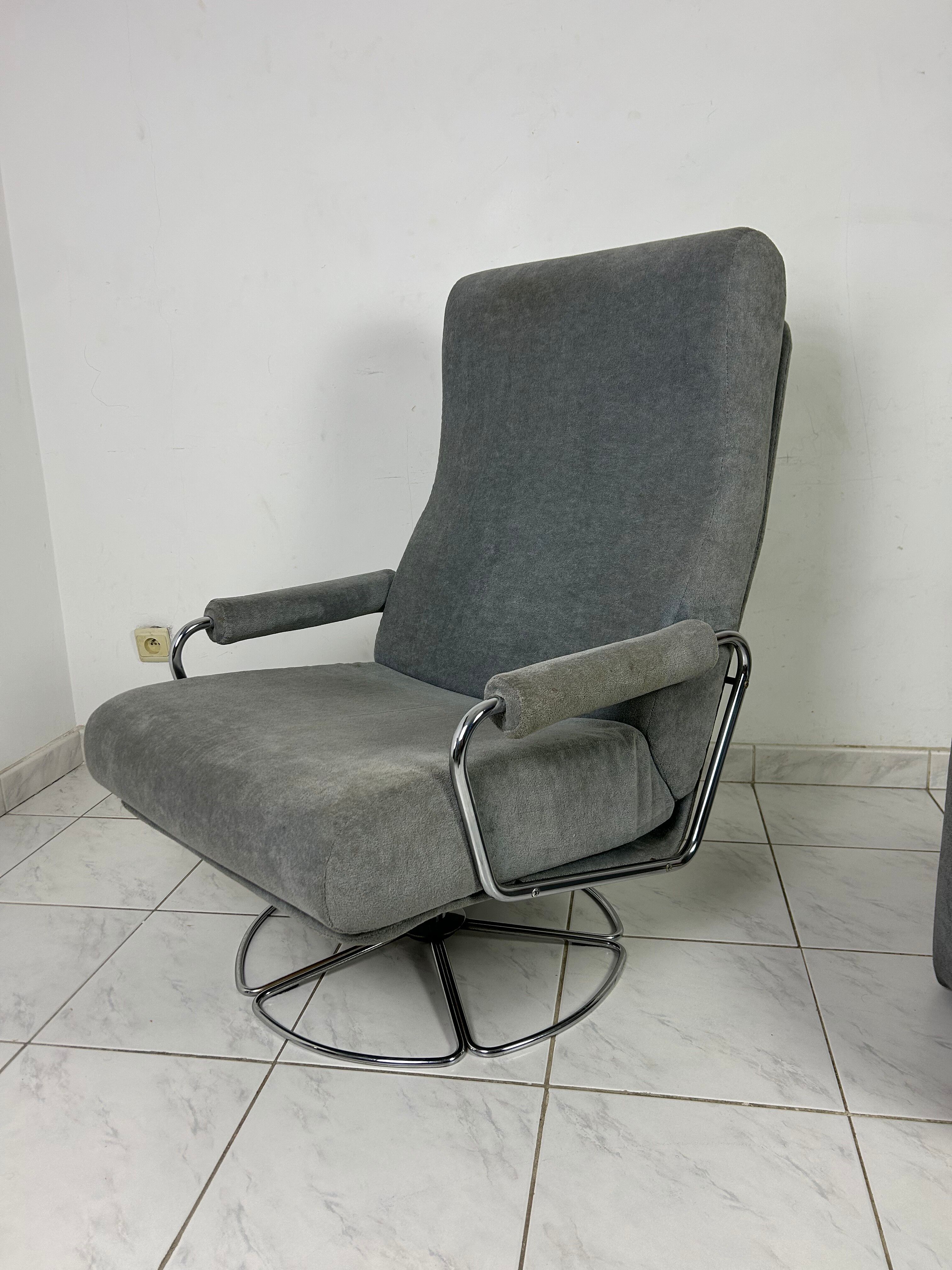 Vintage Gelderland swivel armchair with ottoman Jan des Bouvrie