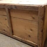 Old curved travel trunk, in pine, stripped 98x60x65