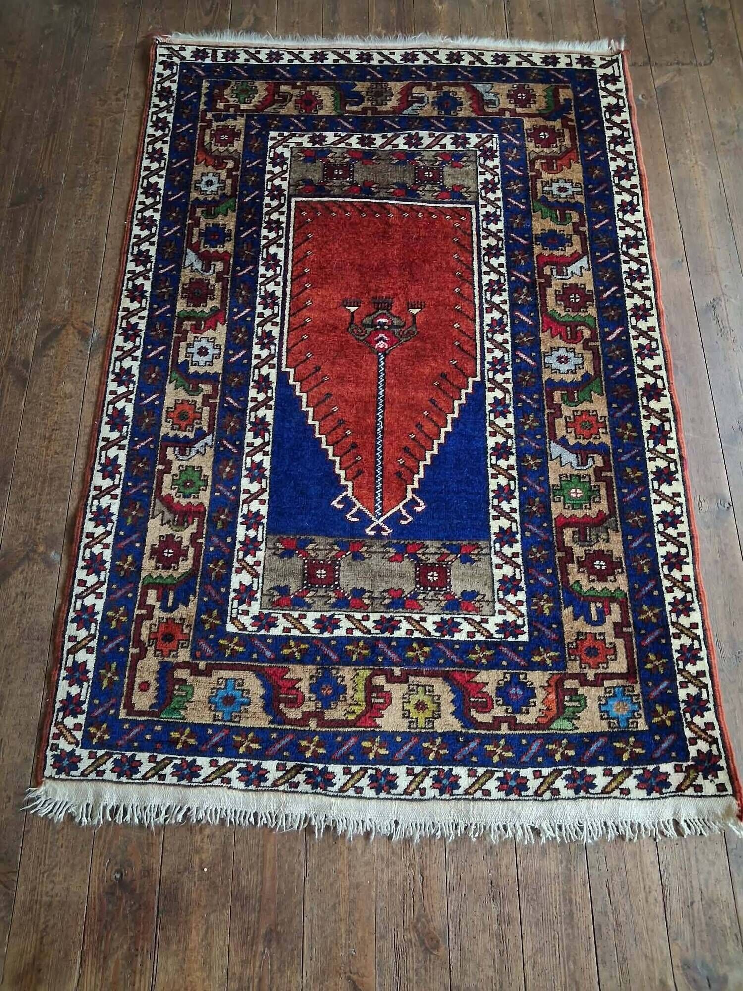 Handmade Anatolian carpet Yahyahli 176x112cm