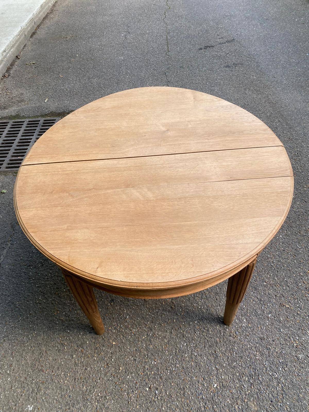 Table à manger art déco ronde extensible rénové en bois brut 1950 225cm