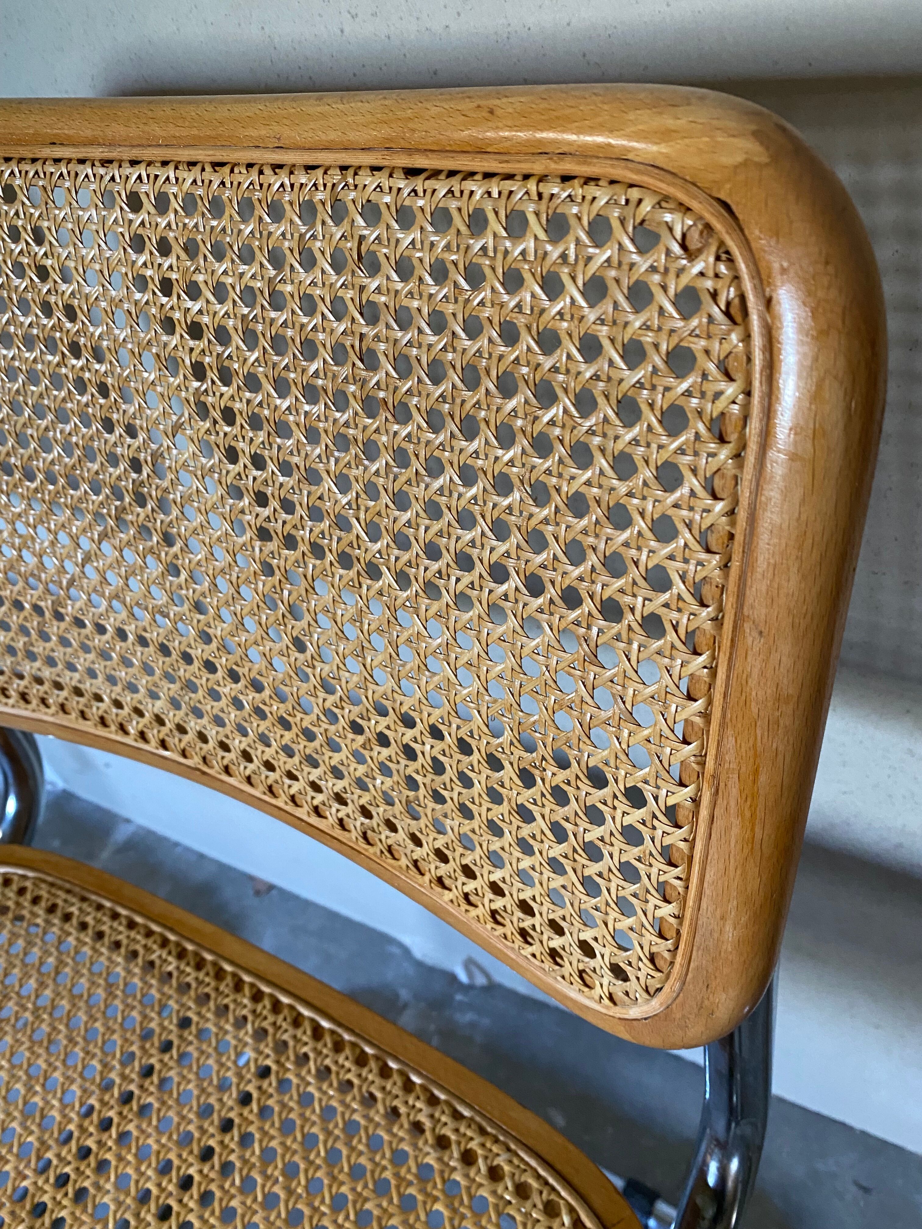 Série de quatre chaises B32 Marcel Breuer