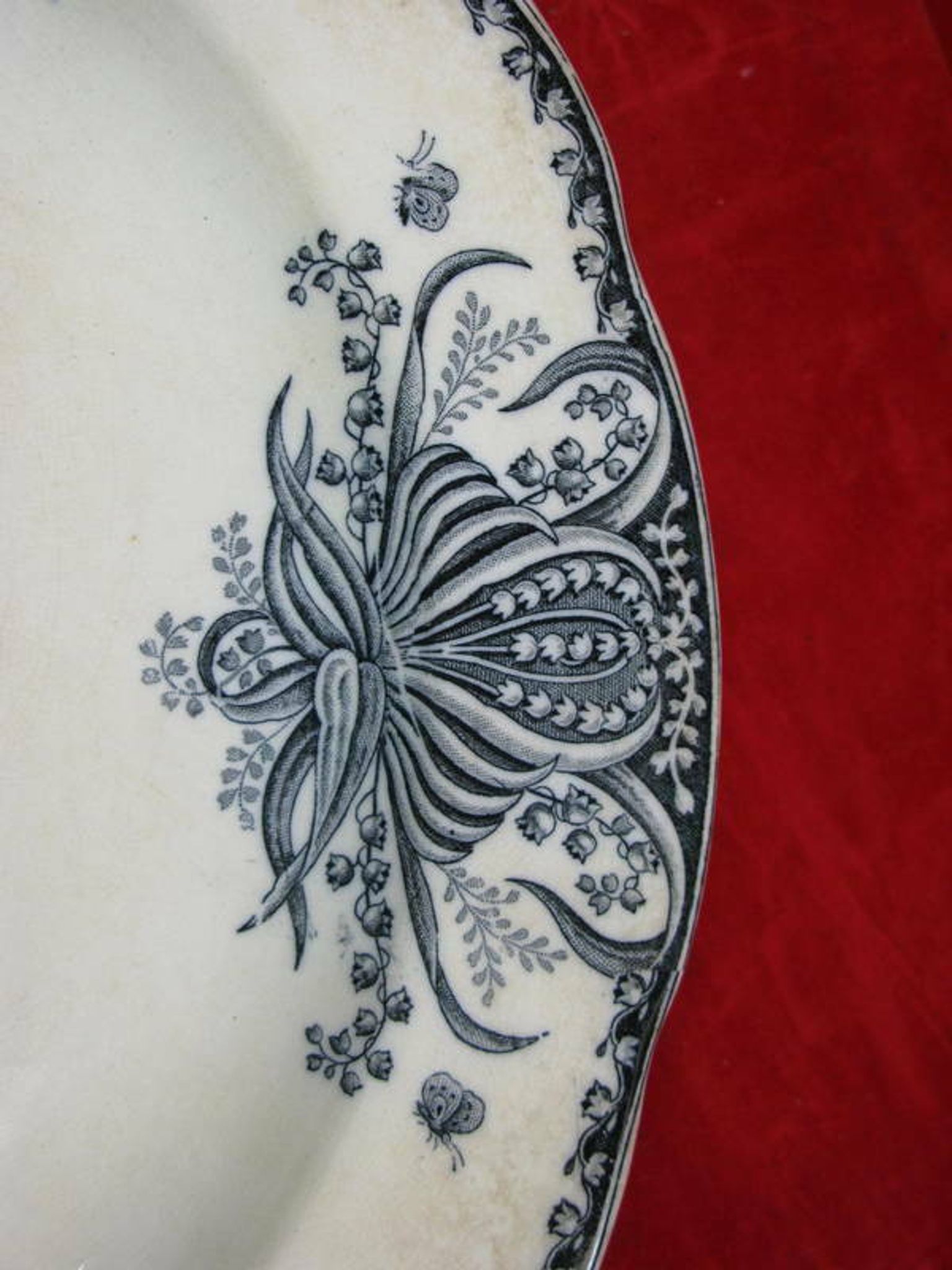 Muguet Nimy Iron Earth Plate