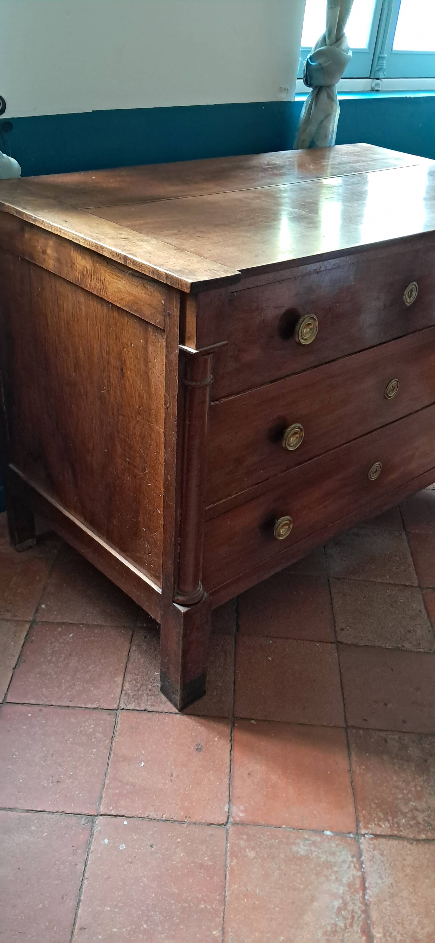 Commode early 19th century