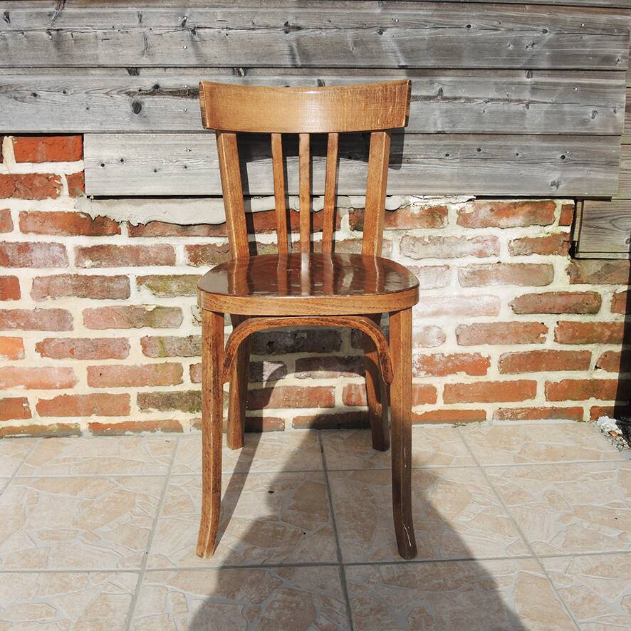 Old wooden bistro chair Baumann No 84