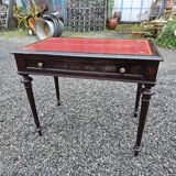 Bureau plat en acajou du XXe