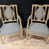 P​aire De Fauteuils Louis XVI En Bois Laqué