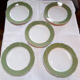 5 assiettes chantournées semi-creuses vertes et blanches