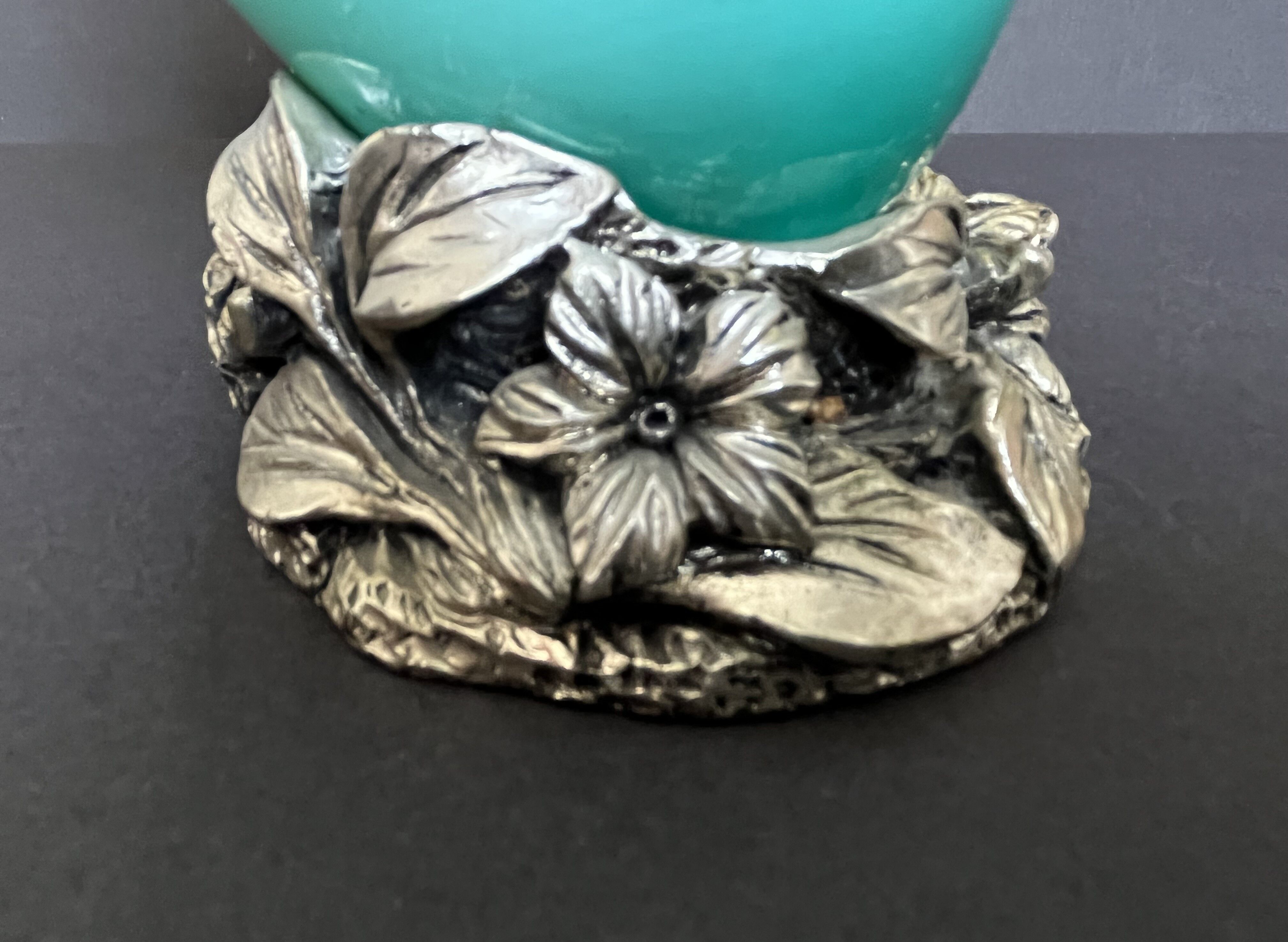 Art nouveau vase in opaline and tin