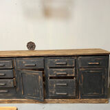 Former large drugstore counter