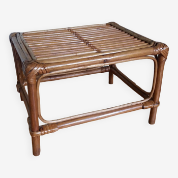 Wicker rattan end table