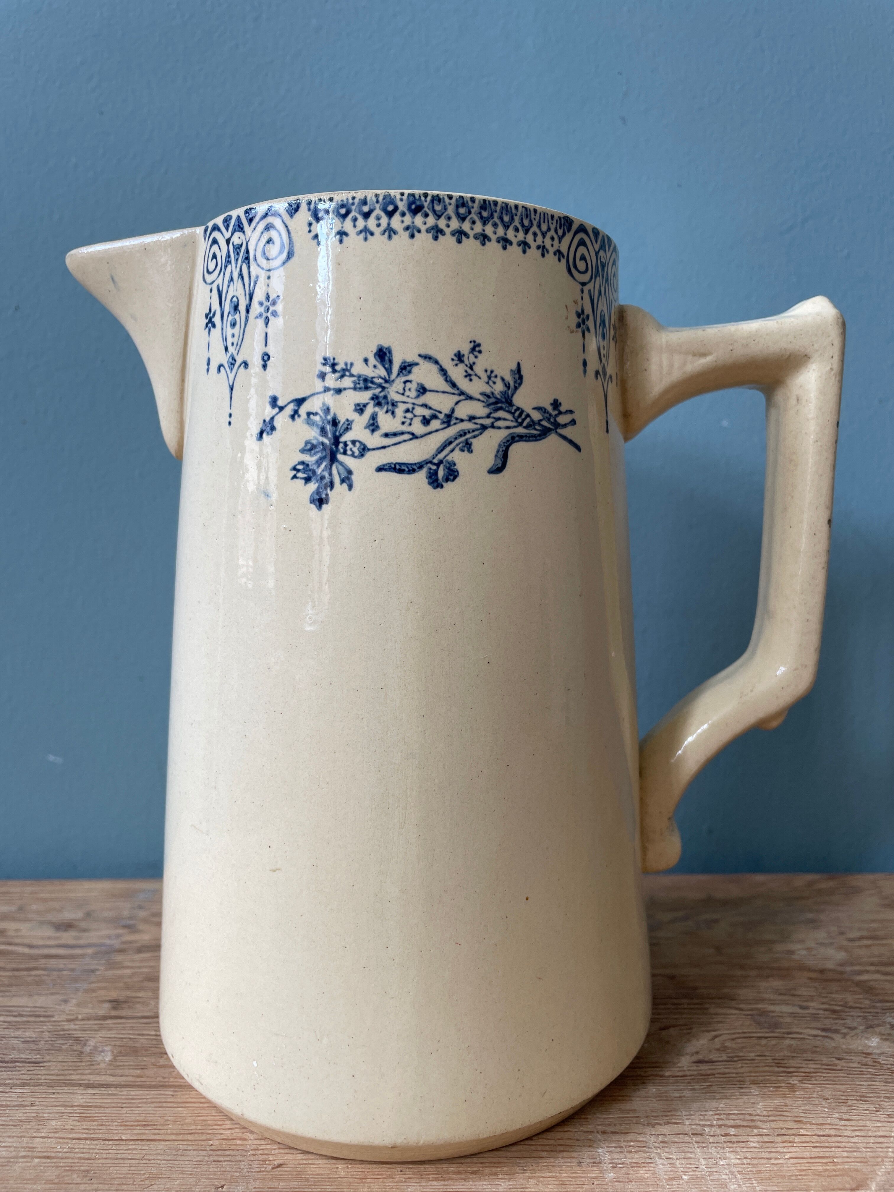 Pitcher 1900 in Earthenware St Amand and Hamage