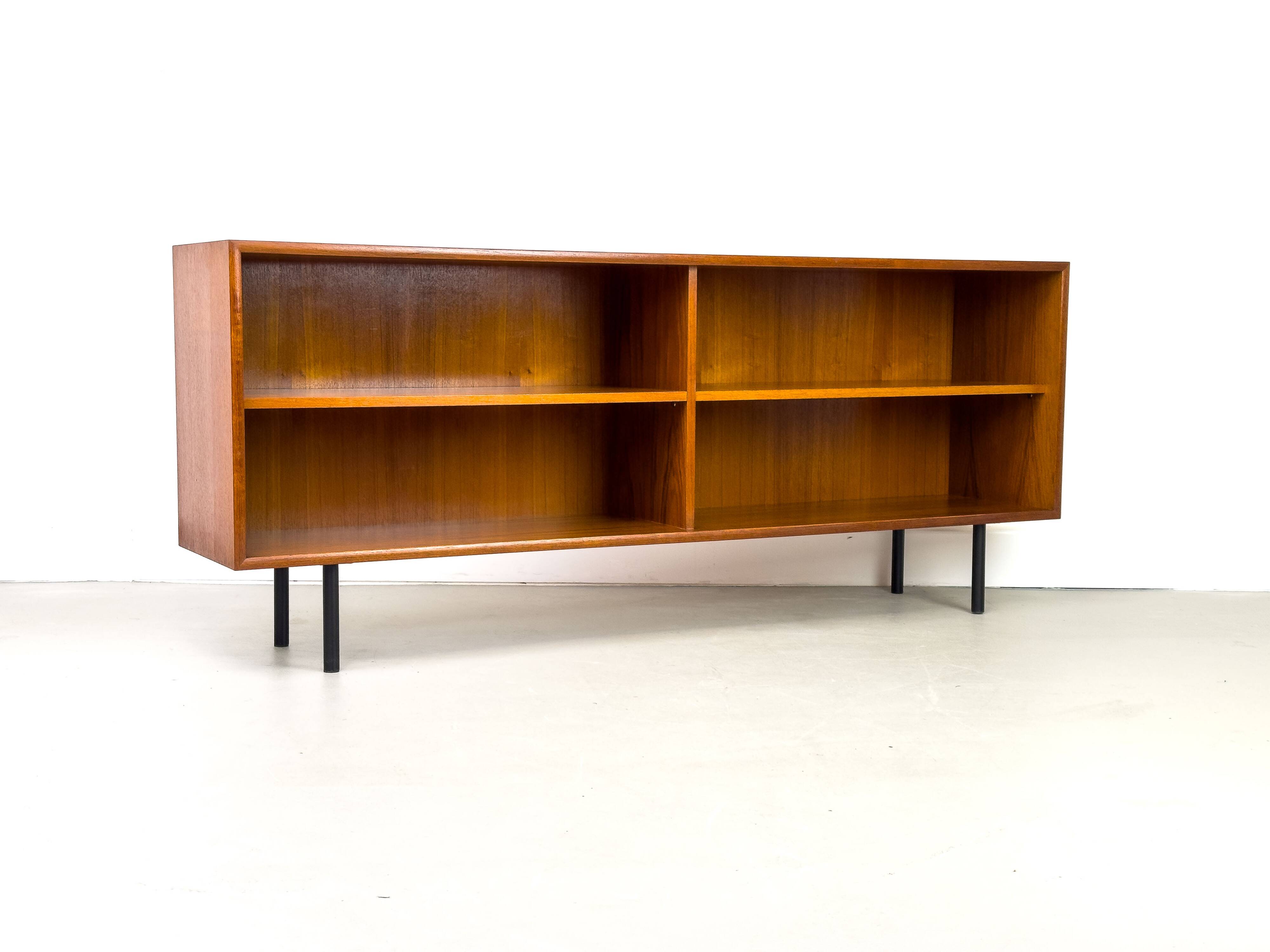 Buffet bas en teck de WK Möbel, 1960