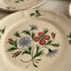 Dessert plates in faience from Desvres, hand-decorated.