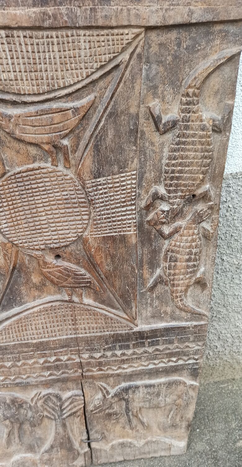 Old wooden door Senufo of Côte d'Ivoire