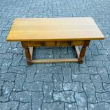 Chain coffee table
