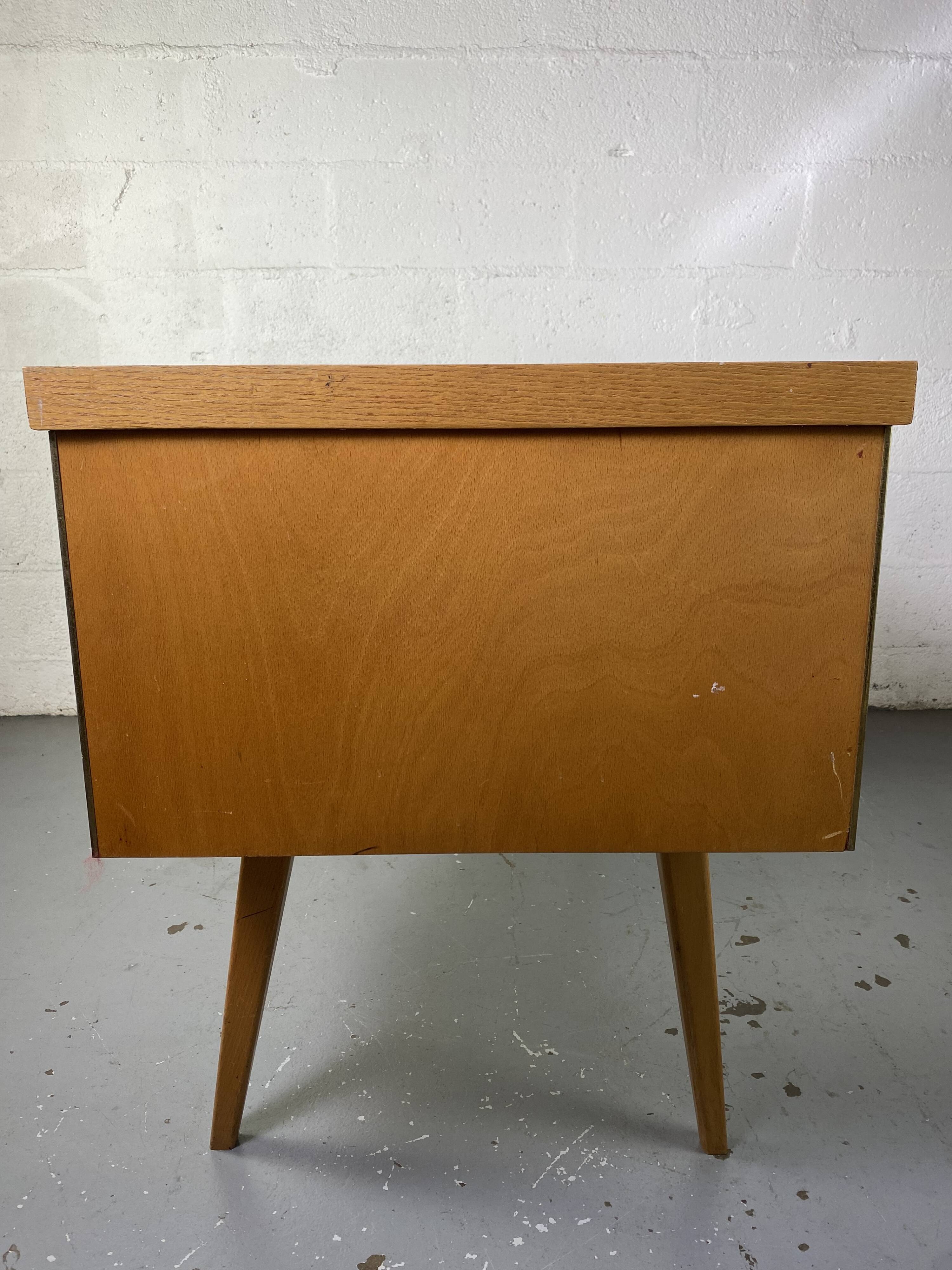 Desk Ekawerk Horn Lippe