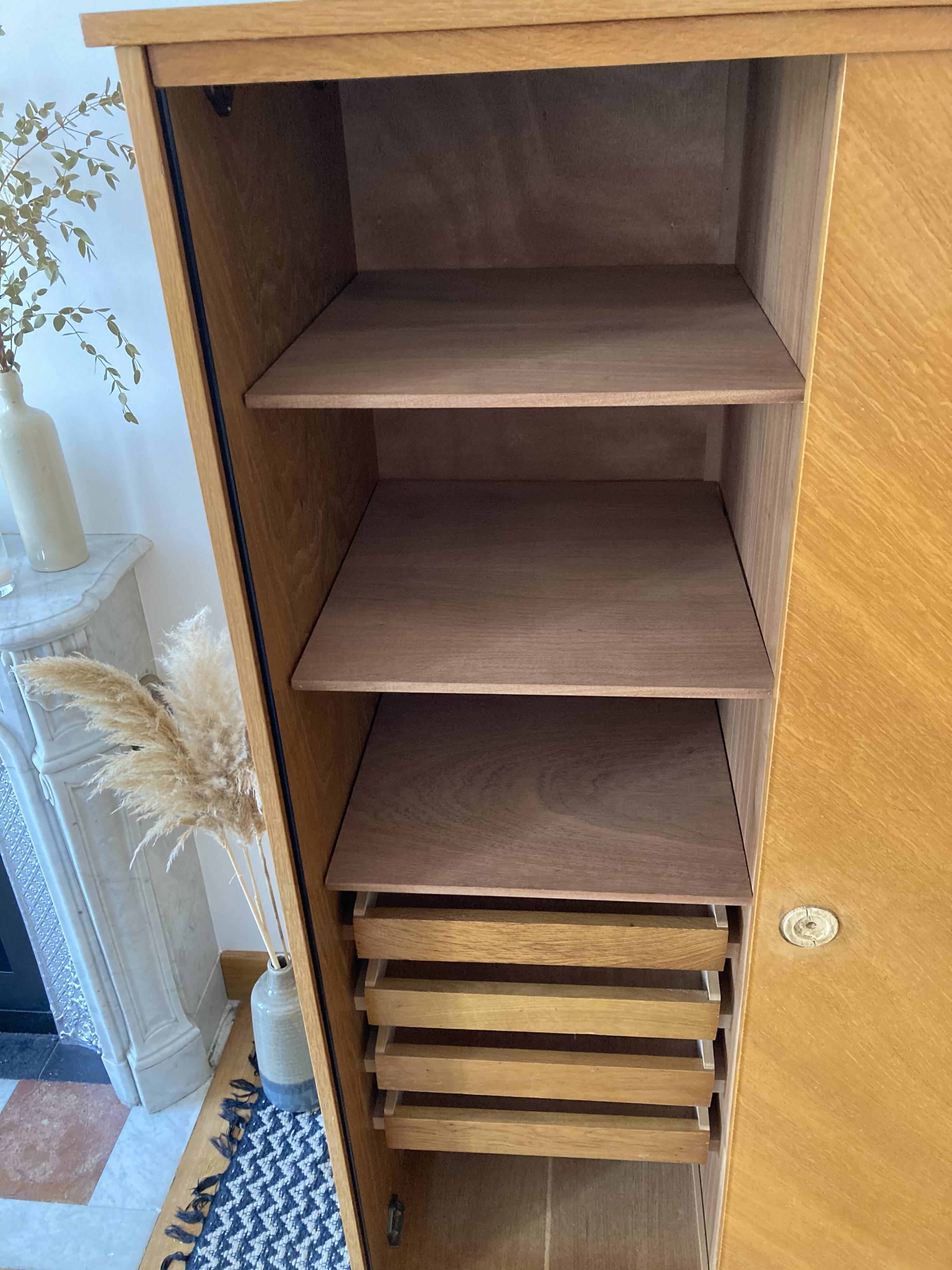 Wardrobe sliding doors compass feet