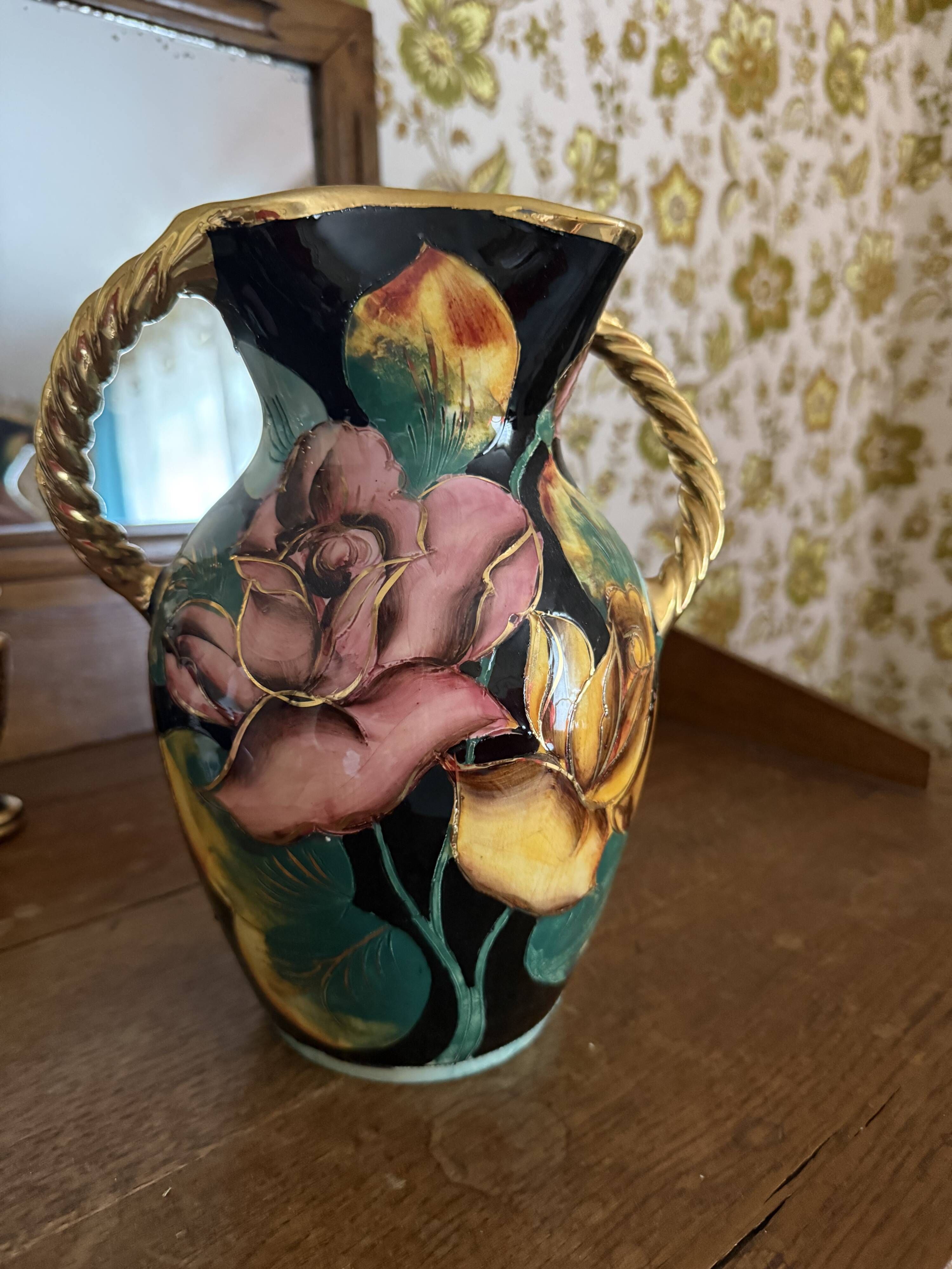 Vase style amphora from Vallauris