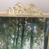 Set of two frames to be installed