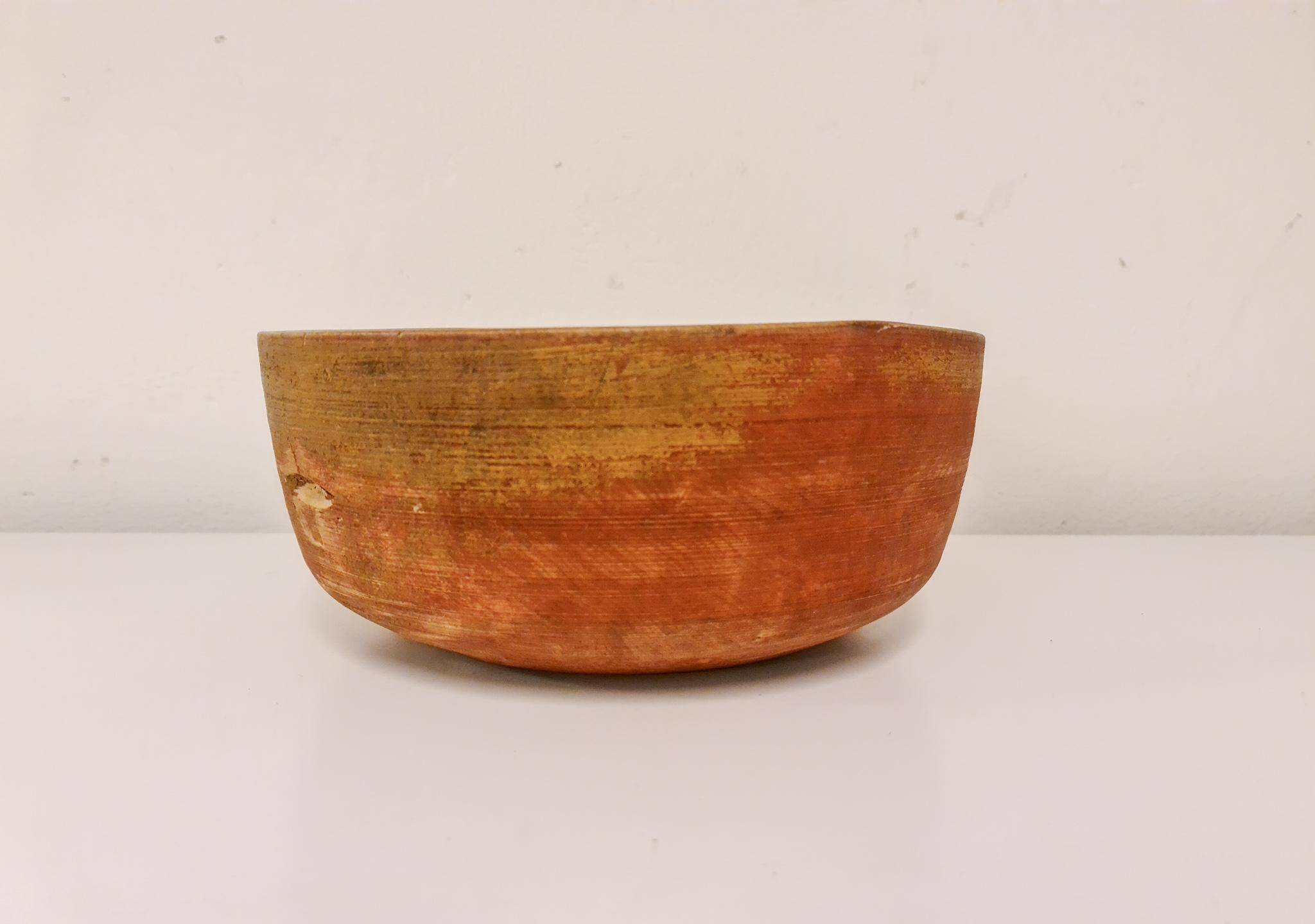 Swedish folk art, large unique agricultural bowl from the early 19th century in painted wood.
