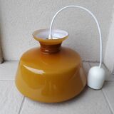 Suspension opaline