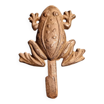 Cast iron frog key holder