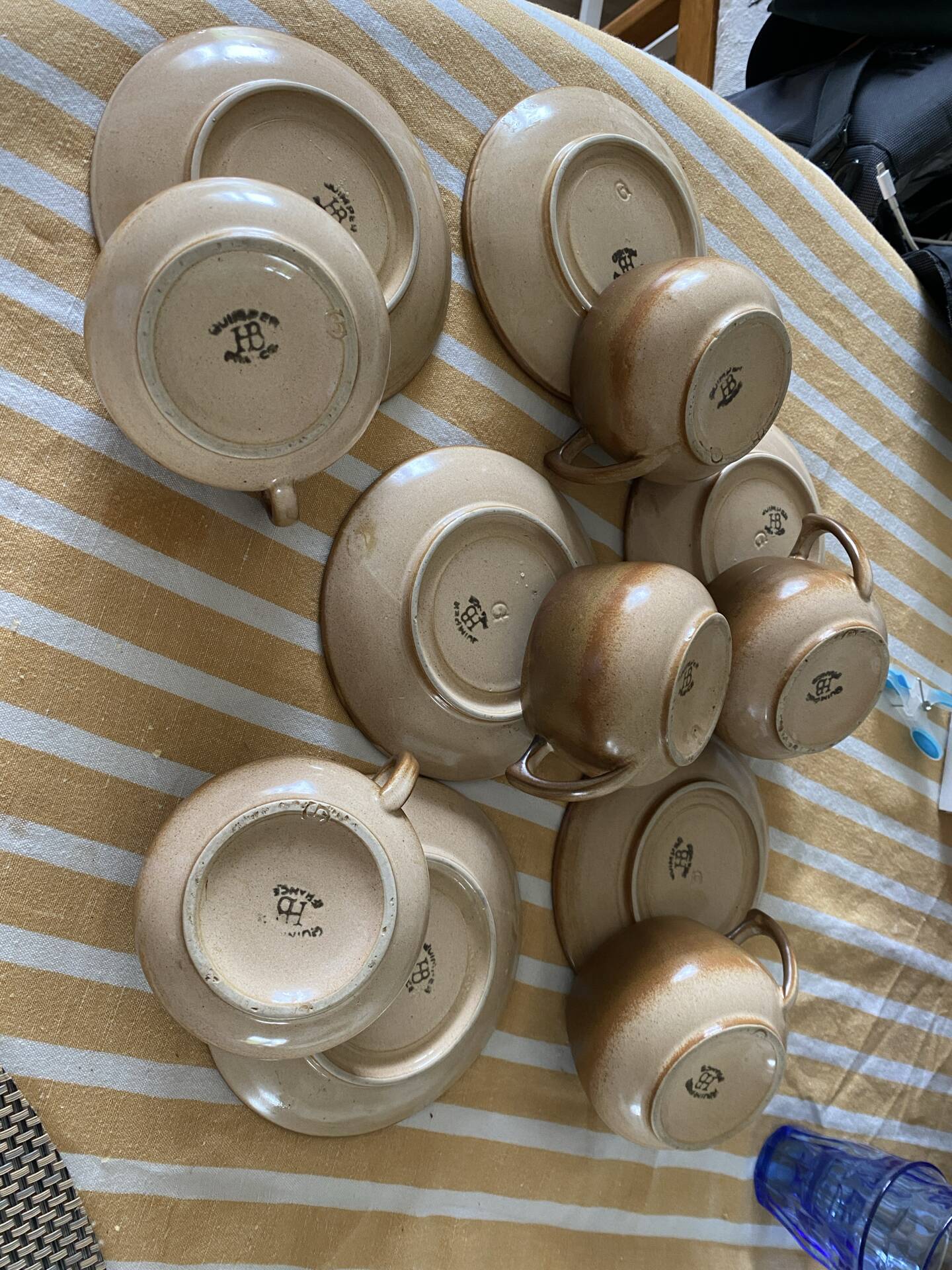 service of 6 cups and saucers HB Henriot Quimper France