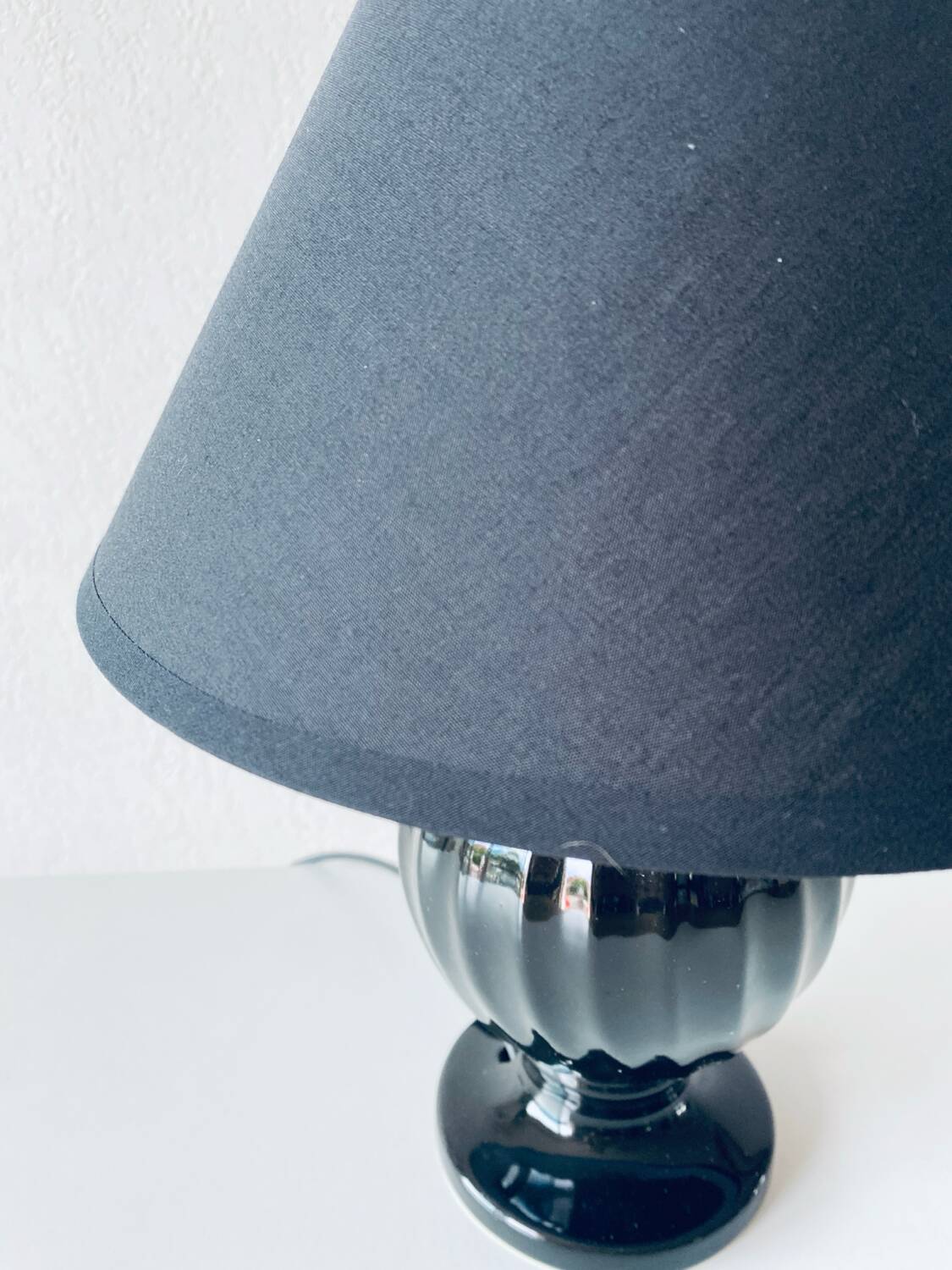 Lampe antique noire en céramique