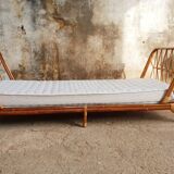Rattan bed bench