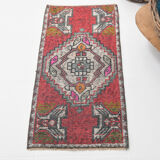 Coral red vintage rug 91x45cm