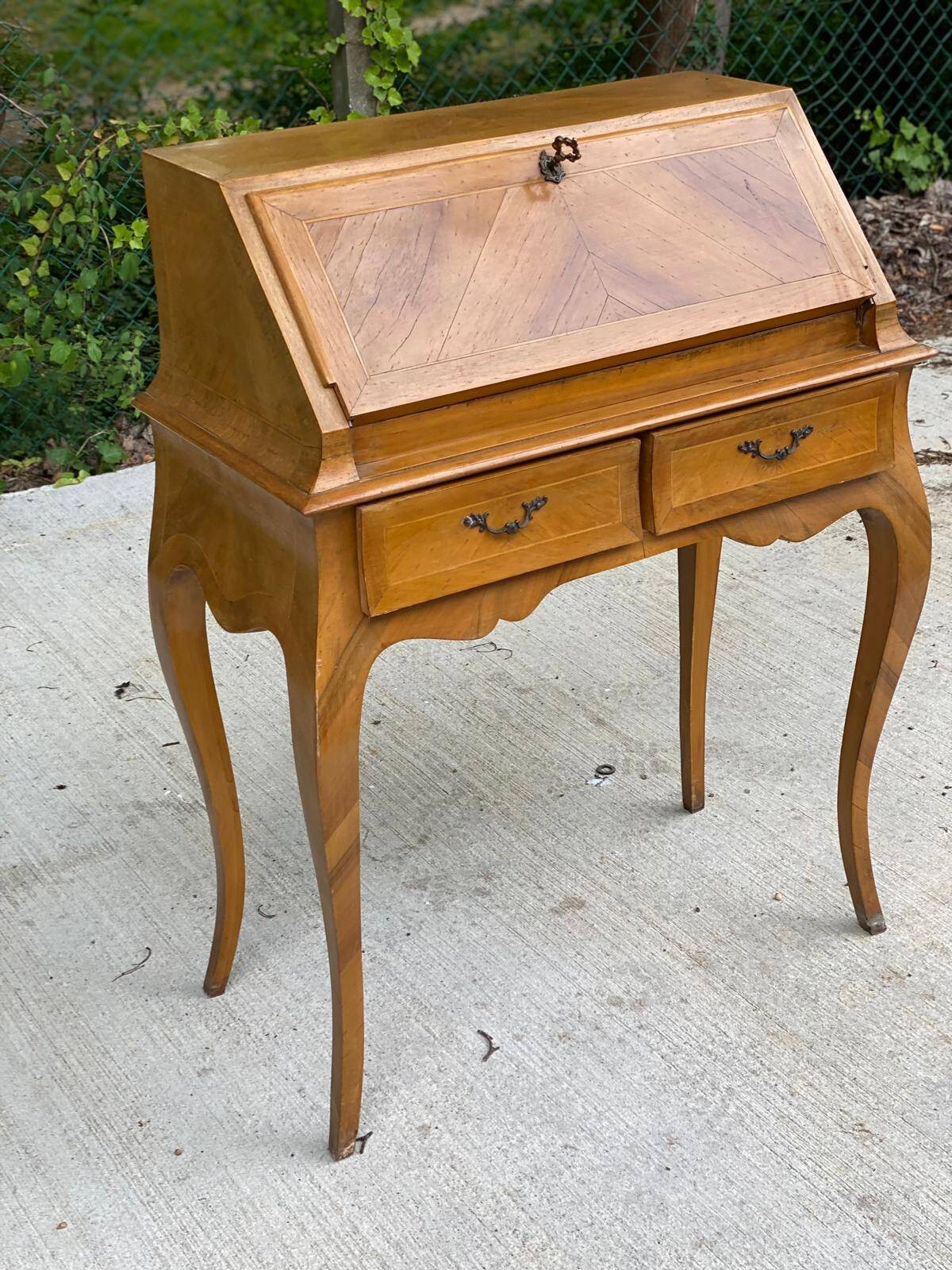 Louis XV style sloping desk in gilded marquetry, Napoleon III period