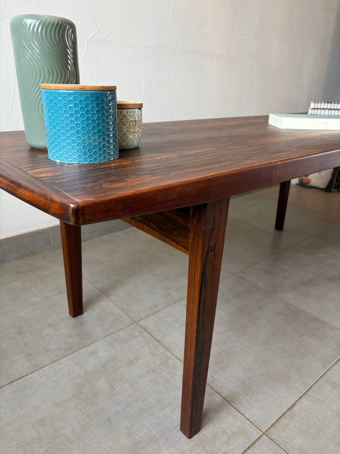 Vintage Scandinavian coffee table in rosewood.