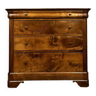 Louis Philippe period chest of drawers in Walnut circa 1830
