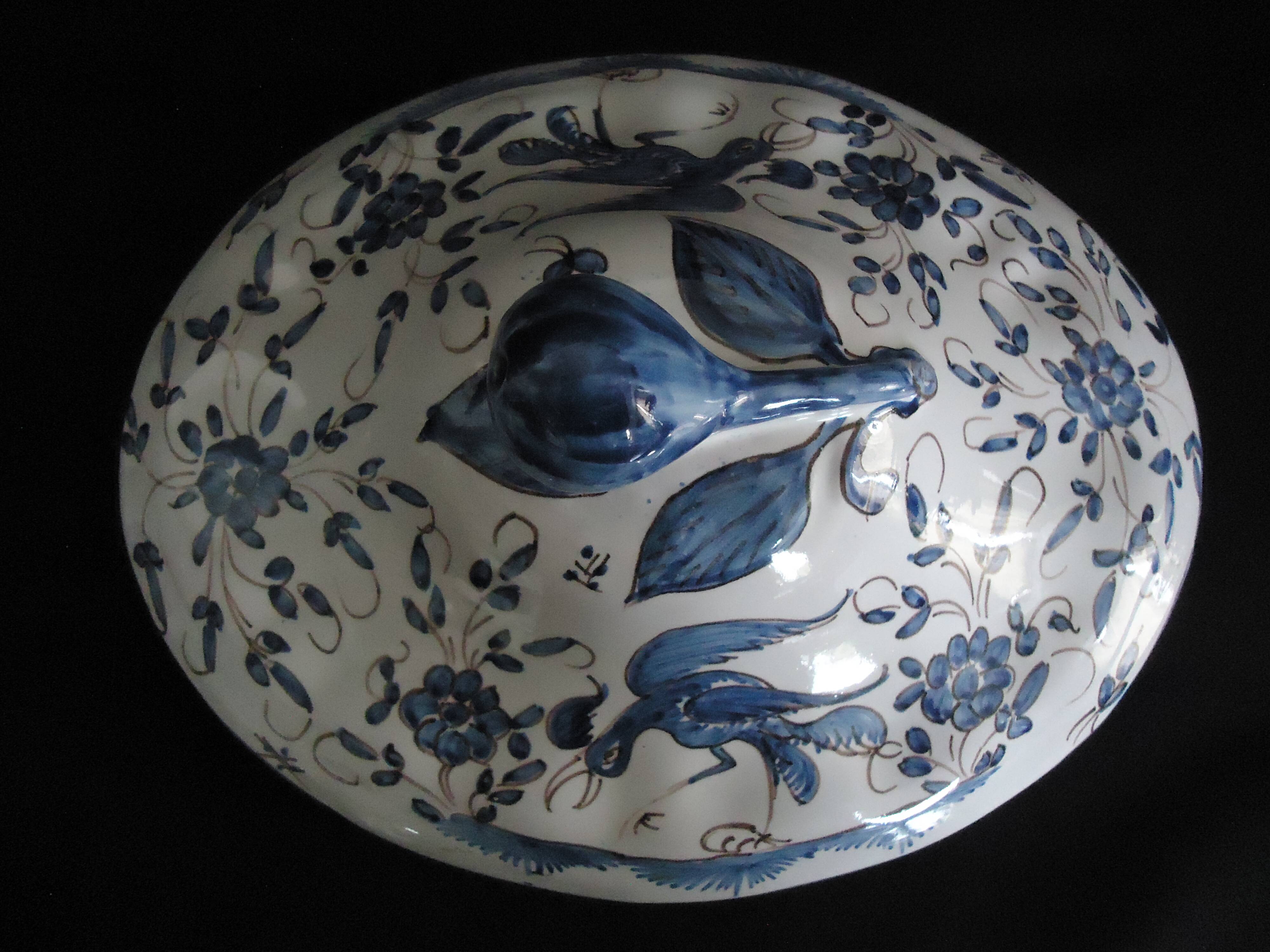 Vegetable soup tureen and its frame, Matet earthenware factory, Martres-Tolosane