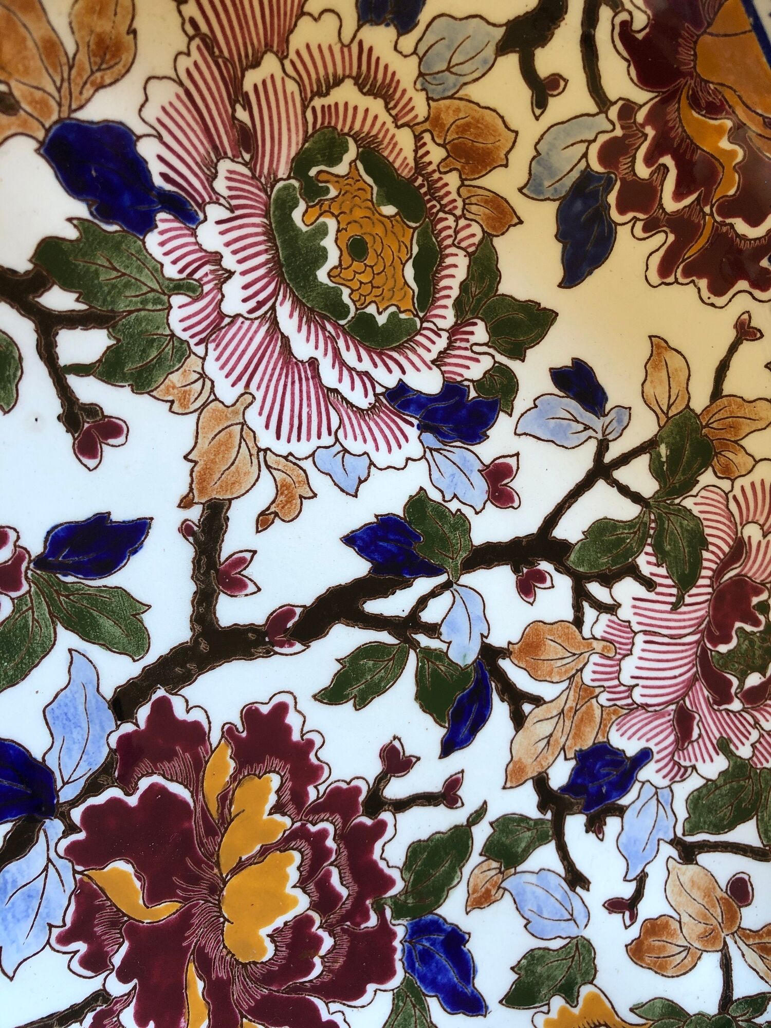 Ceramic hollow dish gien France decoration flowers peony hand painted