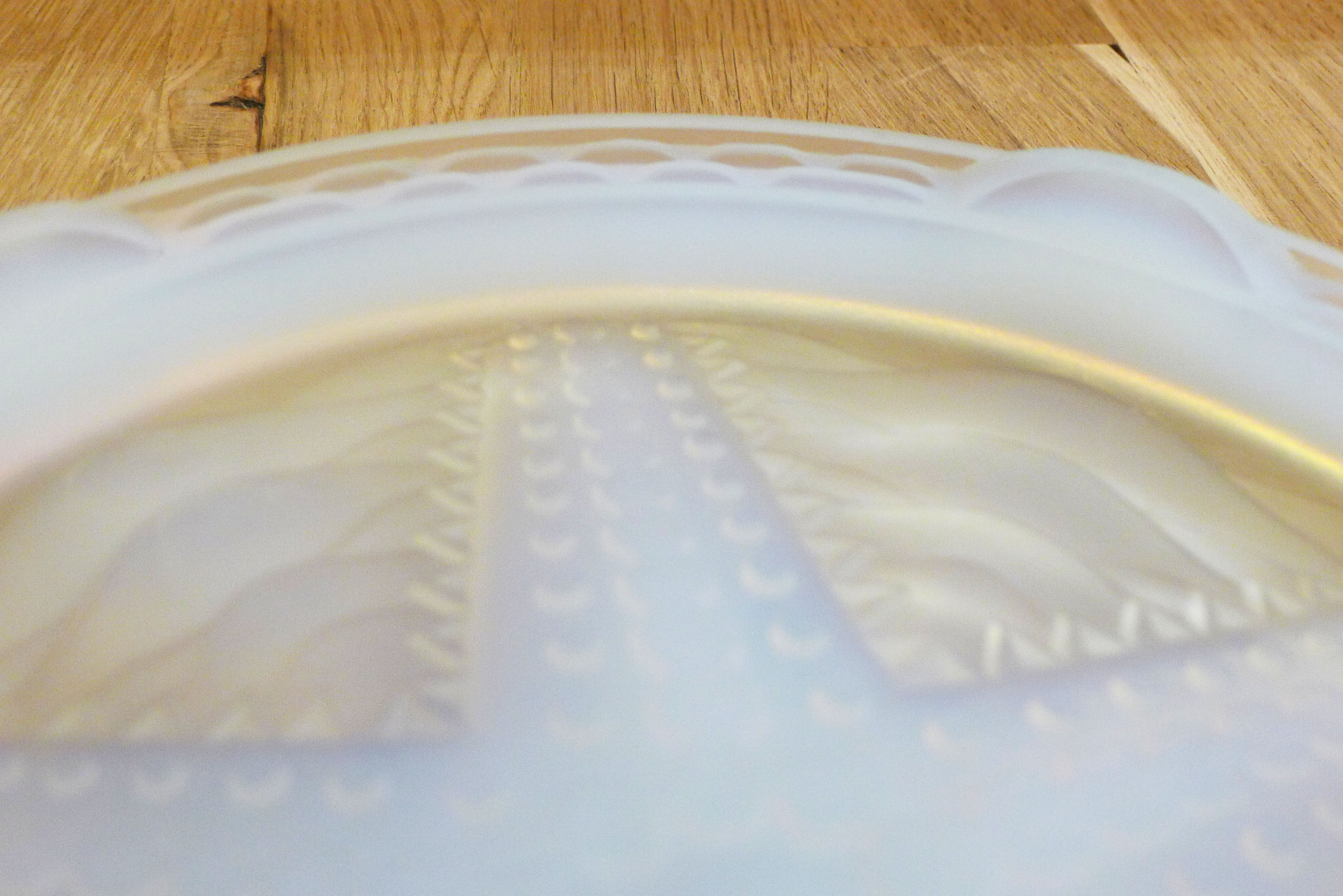 Opalescent sea star table mat