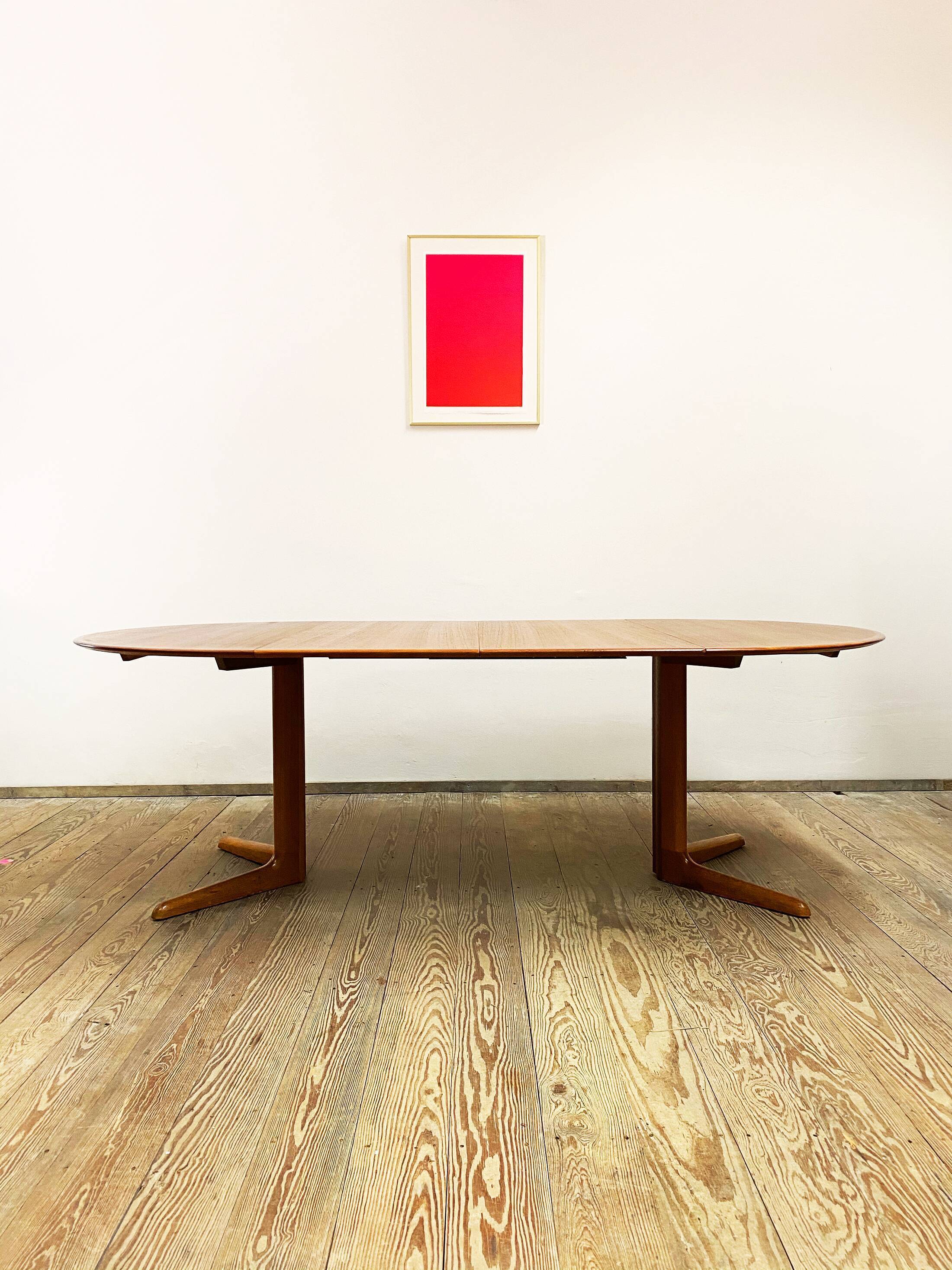 Round Circular Extendable Mid Century Teak Dining Table