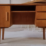 Bureau du milieu du siècle