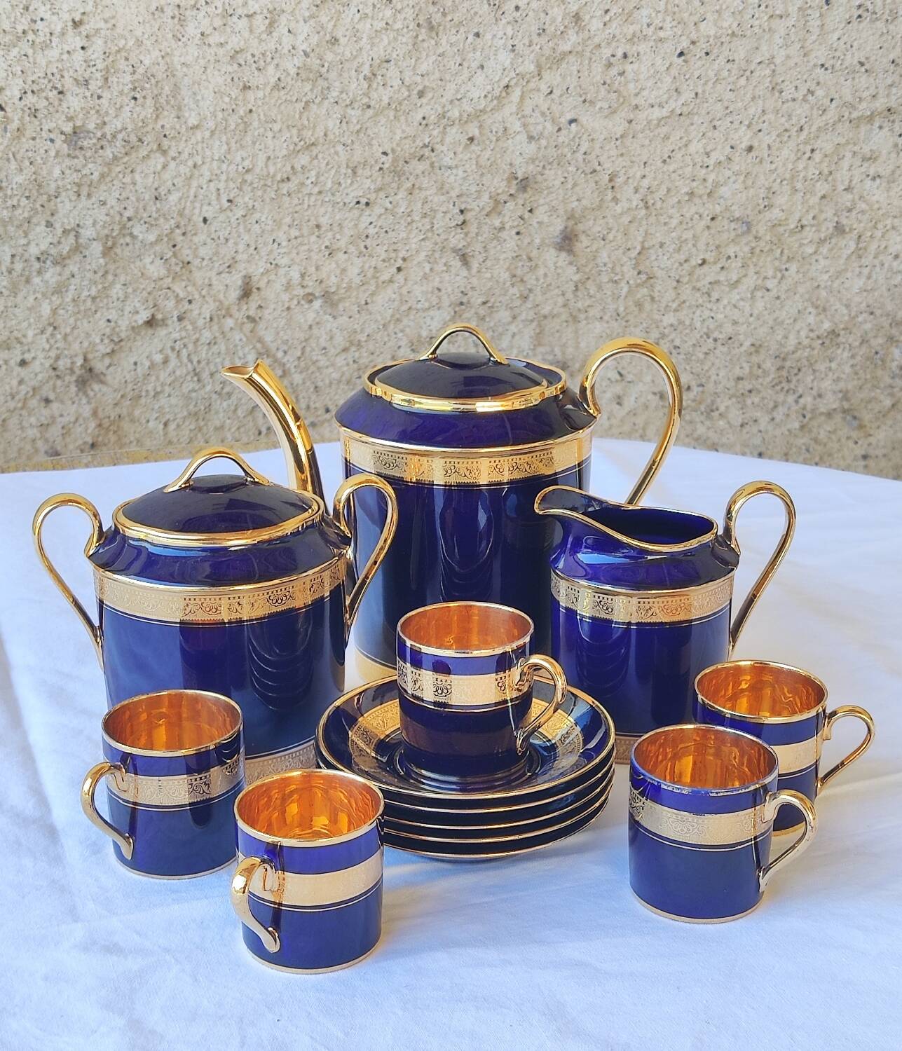 Limoges porcelain coffee service - Egle - Oven blue and gold -