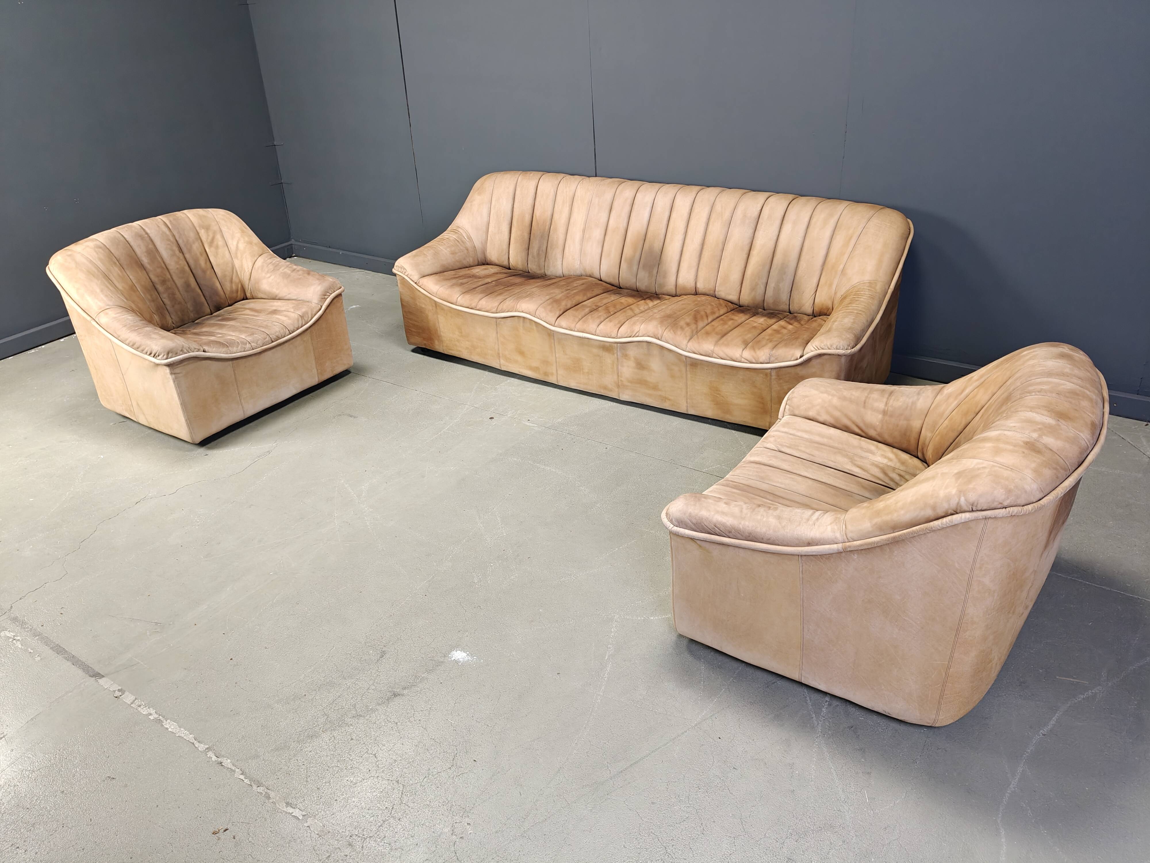 Ensemble de canapés en cuir du milieu du siècle, années 1960