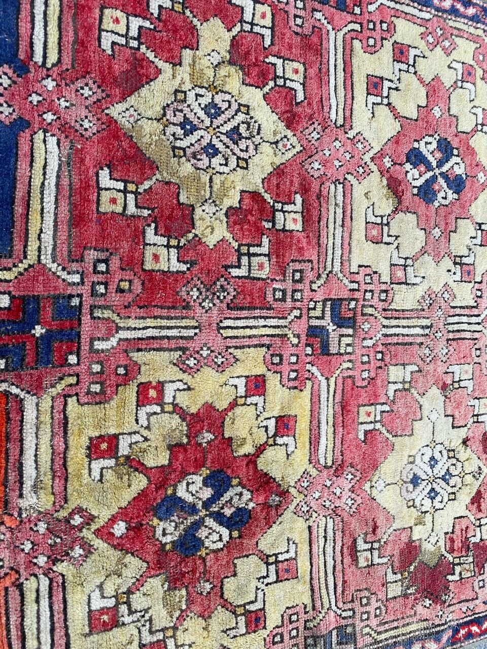 Ancient Turkish carpet Smyrne 130x197 cm