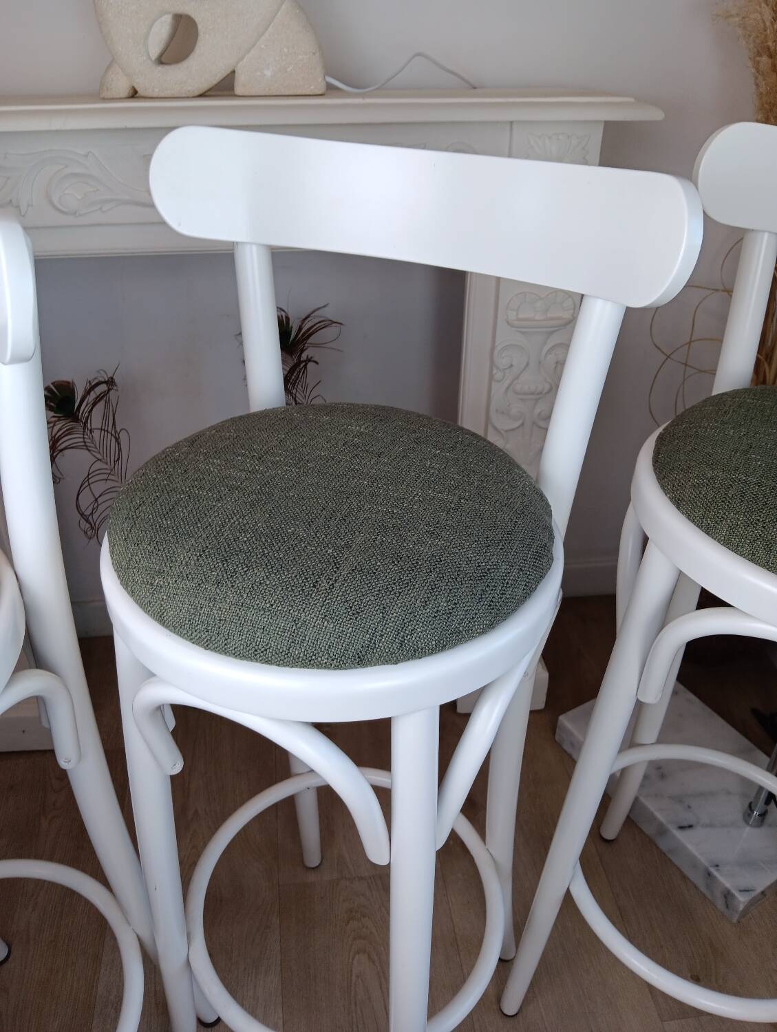 Bar stools x3