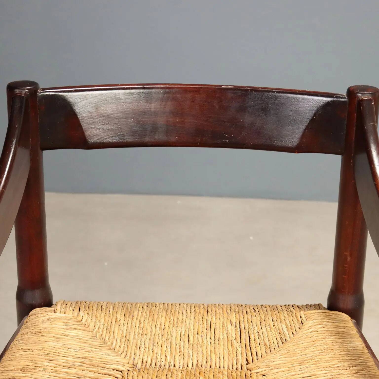 Carimate chair Cassina vintage design V. Magistretti 1960s