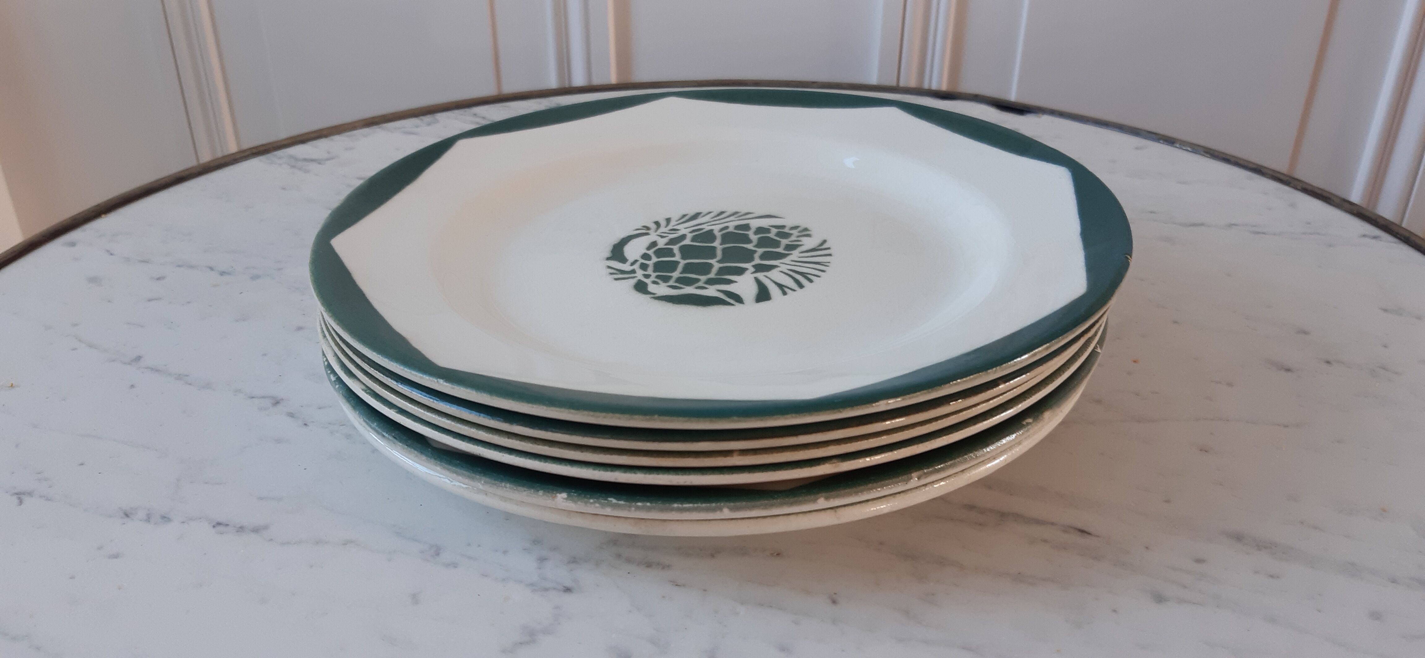 Set of 6 flat green plates Aubagne