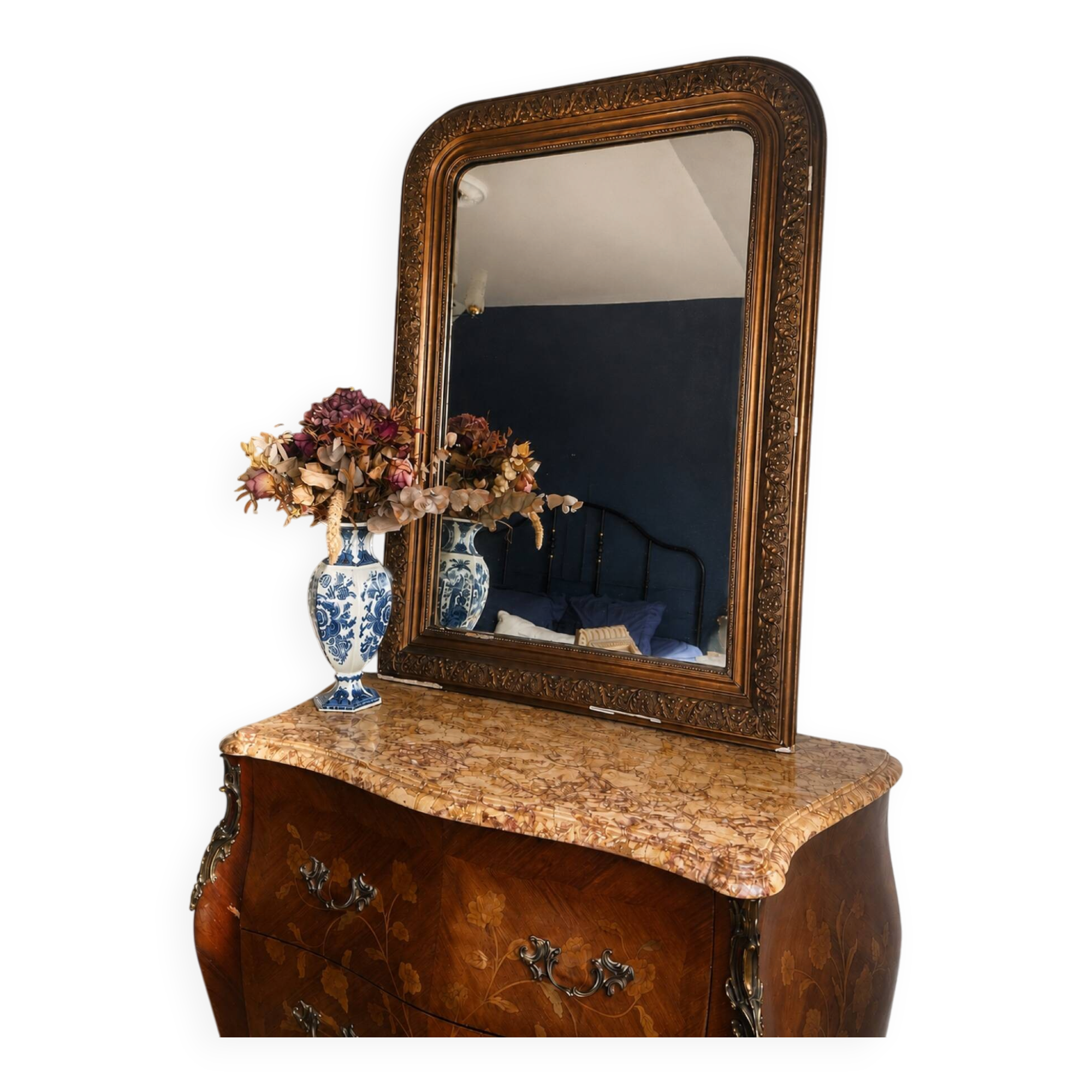 Large antique gold mirror with floral decoration – 105 × 78 cm