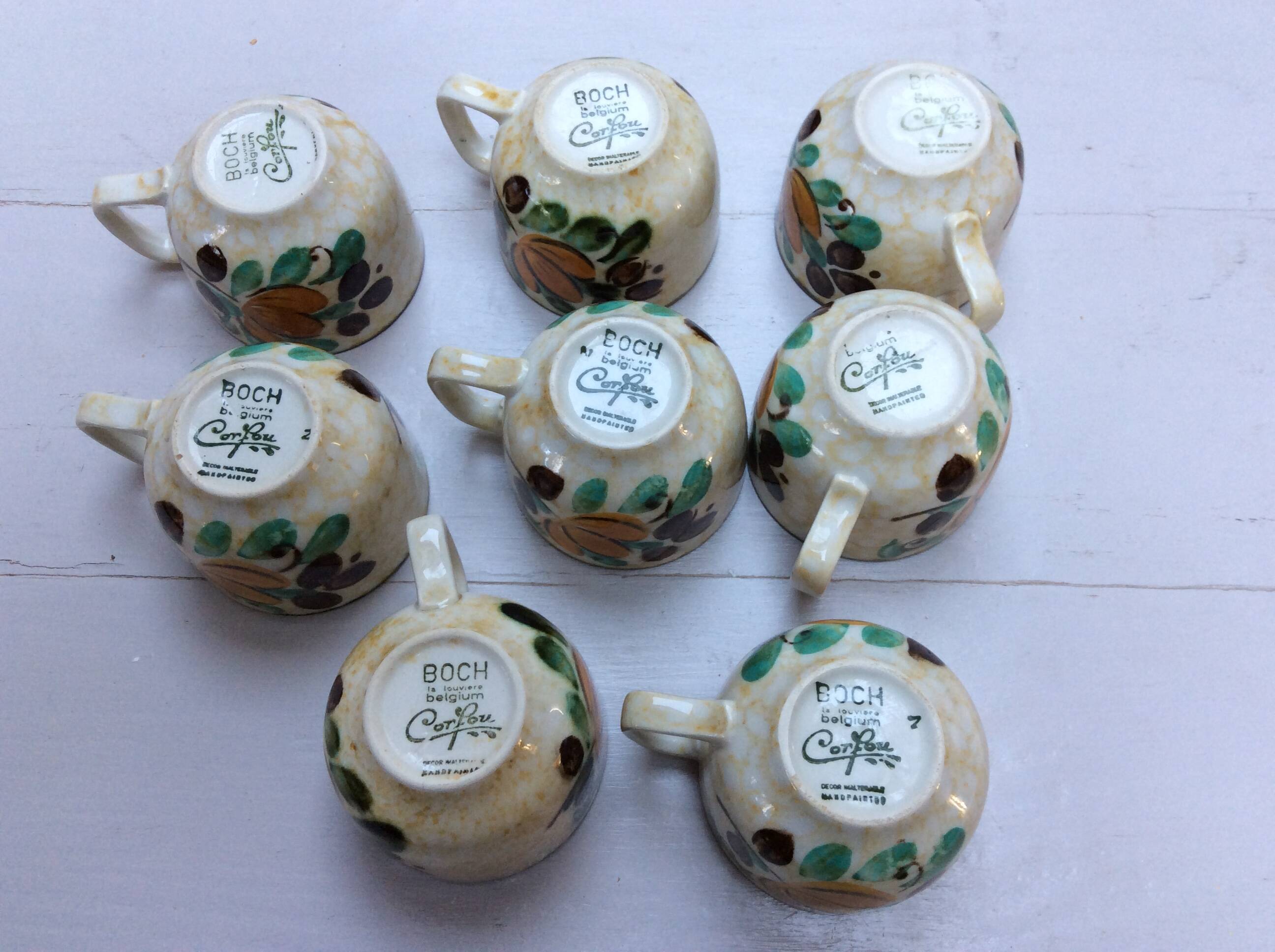 8 BOCH coffee cups
